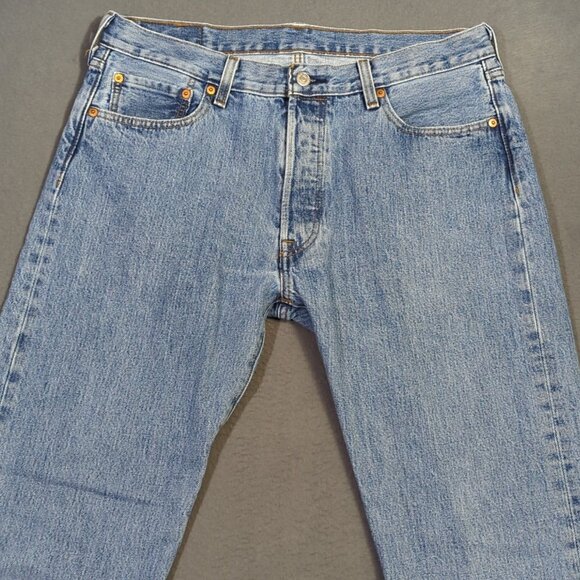 Levi's Jeans Men's 34x34 Fits 34x32 Blue 501 Straight Button Fly Denim - Picture 5 of 11